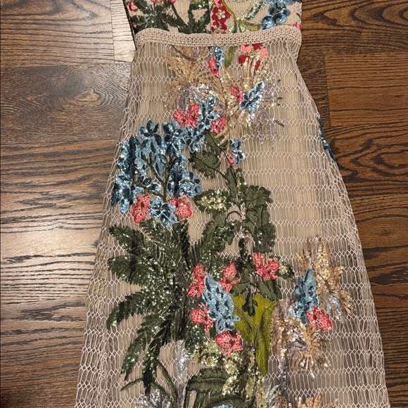 Elie Saab SS25 floral sequin gown - Picture 10 of 11